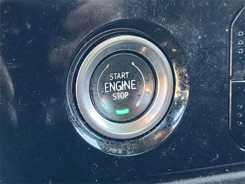 Used 2023 Chevrolet Silverado 1500 LT image 20