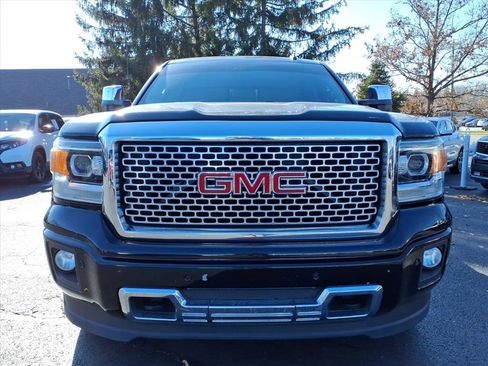Used 2014 GMC Sierra 1500 Denali w/ Driver Alert Package image 2