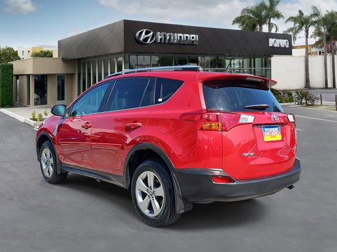 Used 2015 Toyota RAV4 XLE AWD/4WD image 5