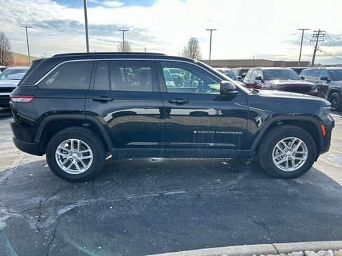 New 2025 Jeep Grand Cherokee Laredo X w/ Luxury Tech Group I image 8