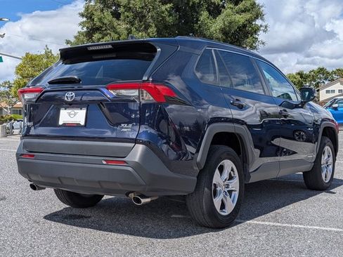 Used 2024 Toyota RAV4 XLE image 5