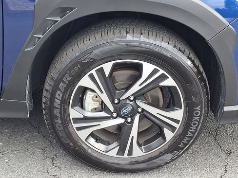 Used 2025 Subaru Crosstrek 2.5i Premium AWD/4WD image 8