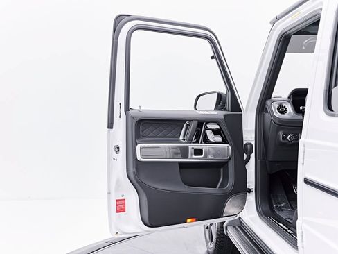 Used 2026 Mercedes-Benz G 63 AMG 4MATIC image 43