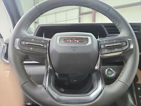 New 2026 GMC Terrain AT4 AWD/4WD image 24