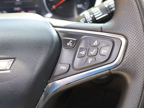 Used 2024 Chevrolet Equinox LT FWD image 13
