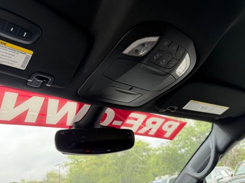 Used 2026 Chrysler Pacifica Select FWD image 22