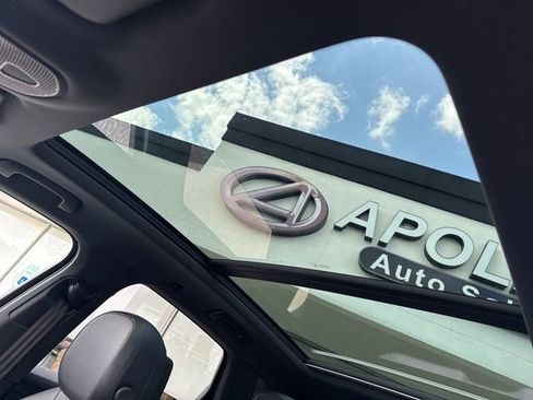 Used 2024 Porsche Cayenne image 11