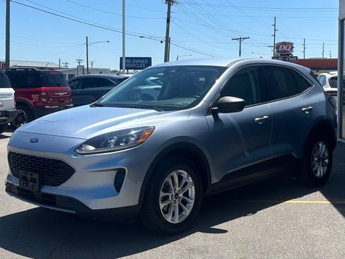 Used 2022 Ford Escape SE w/ Convenience Package AWD/4WD image 3