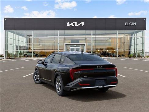 Used 2026 Kia K4 FWD image 4