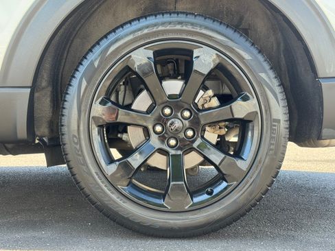 Used 2023 Ford Explorer ST-Line w/ Class IV Trailer Tow Package AWD/4WD image 16