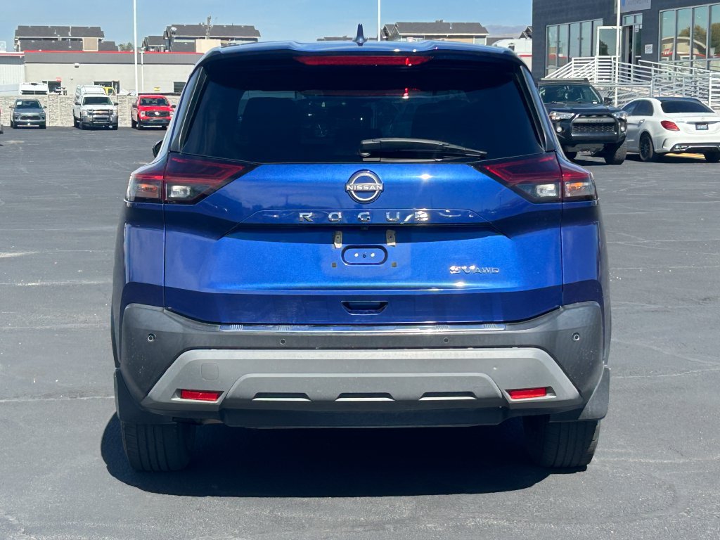 Used 2022 Nissan Rogue SV AWD/4WD image 5