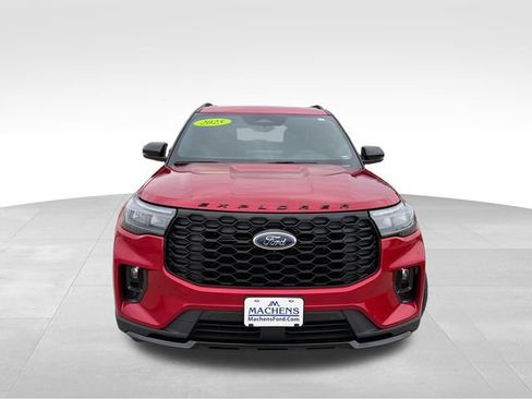 Used 2025 Ford Explorer ST-Line w/ Premium Package AWD/4WD image 9
