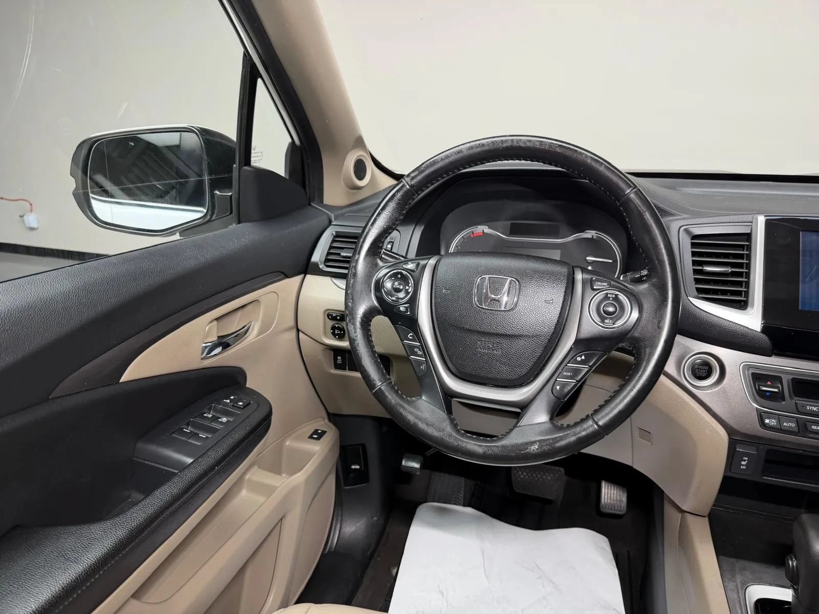Used 2016 Honda Pilot EX-L image 25