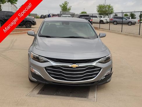 Used 2025 Chevrolet Malibu LS FWD image 5