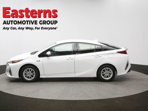 Used 2018 Toyota Prius Prime Plus image 98