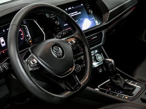 Used 2020 Volkswagen Jetta SEL image 14