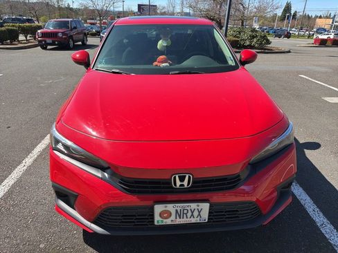 Used 2023 Honda Civic EX image 2