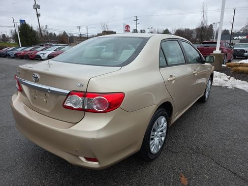 Used 2012 Toyota Corolla LE image 7