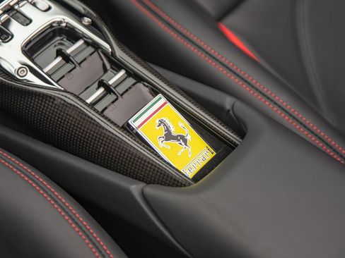 Used 2025 Ferrari 296 GTS RWD image 27