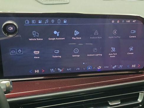 Certified 2024 Chevrolet Traverse RS w/ LPO, Floor Liner Package image 15