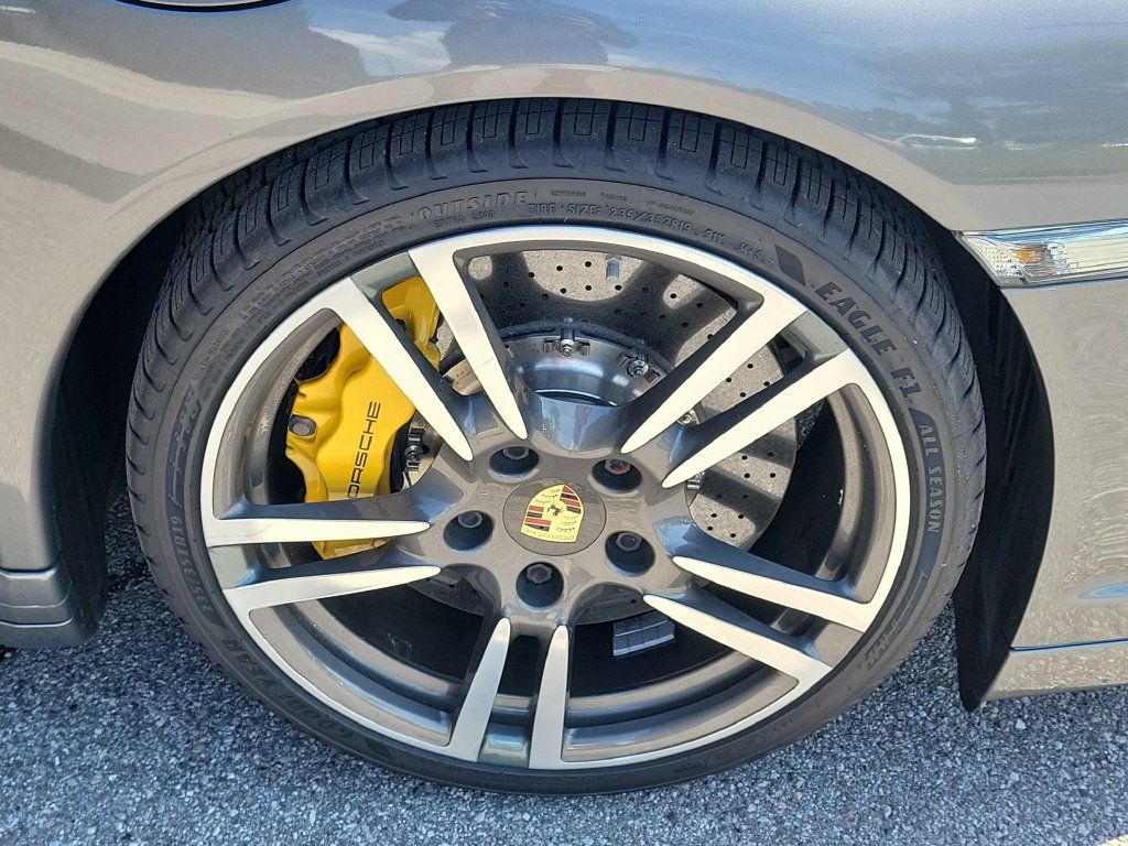 Used 2012 Porsche 911 Turbo S AWD/4WD image 13