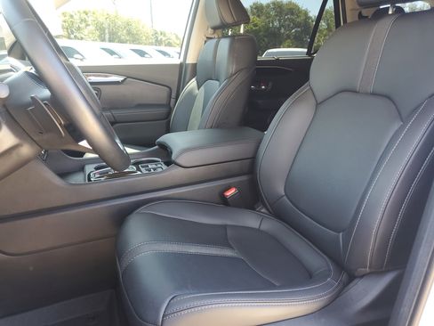 Used 2025 Honda Pilot Touring image 19