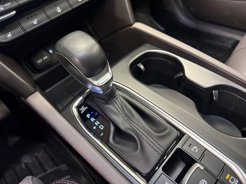 Used 2020 Hyundai Santa Fe Limited AWD/4WD image 25