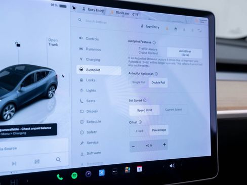 Used 2023 Tesla Model Y Long Range image 25