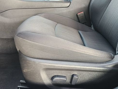 Used 2024 Nissan Altima 2.5 SV FWD image 23