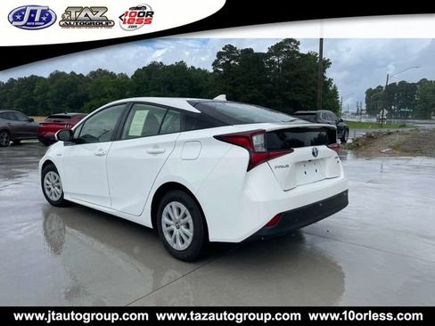 Used 2019 Toyota Prius L Eco FWD image 5