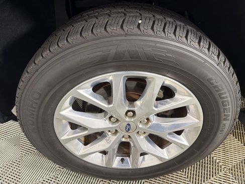 Used 2017 Ford Expedition Limited w/ Equipment Group 301A image 13