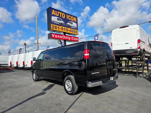Used 2023 GMC Savana 3500 Extended w/ Driver Convenience Package image 29