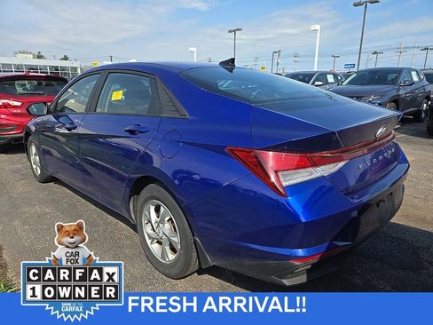 Used 2023 Hyundai Elantra SE image 4