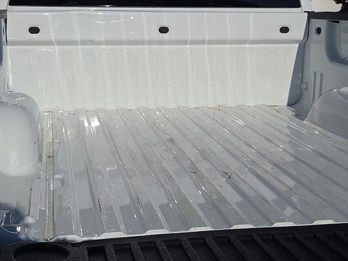 Used 2018 Chevrolet Silverado 1500 LT w/ All Star Edition image 8