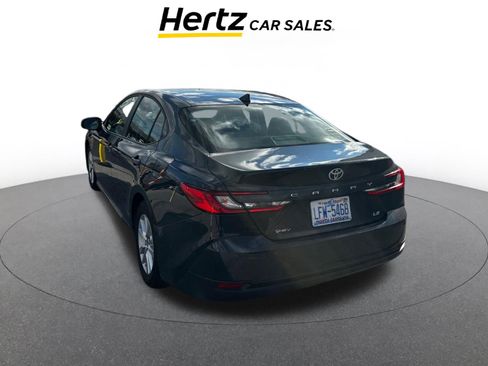 Used 2025 Toyota Camry LE image 4