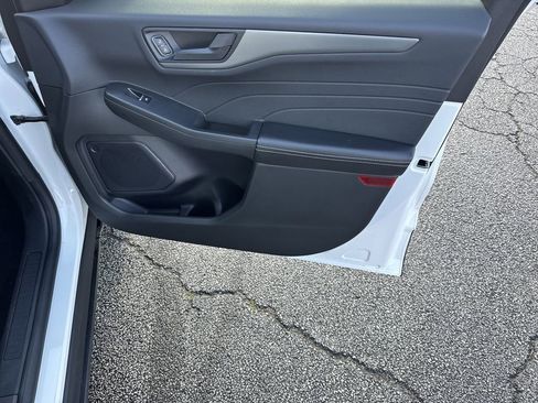 Used 2023 Ford Escape Active w/ Tech Pack #1 image 13