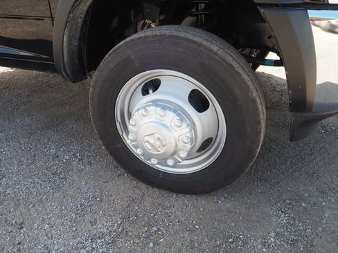 New 2026 RAM 5500 Tradesman w/ Chrome Appearance Group image 5