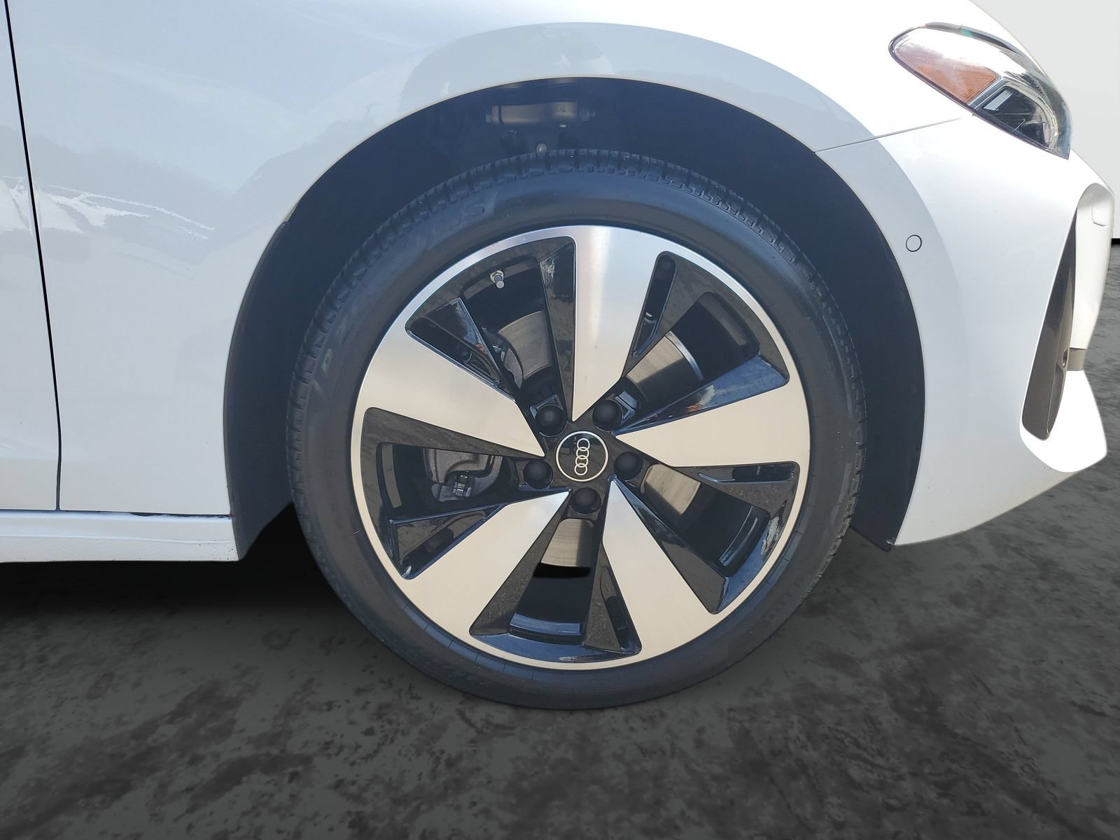 Used 2025 Audi A5 Premium w/ Premium Plus AWD/4WD image 6