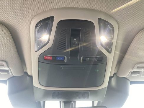 Used 2023 Subaru Outback Limited image 23