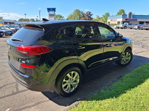 Used 2021 Hyundai Tucson SE AWD/4WD image 4