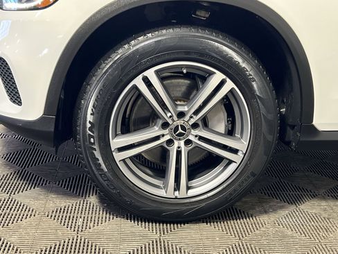 Used 2020 Mercedes-Benz GLC 300 4MATIC image 12