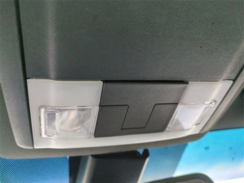 Used 2019 Ford Taurus Limited image 23