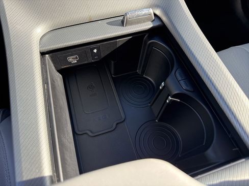 Used 2025 Hyundai Palisade SEL image 30