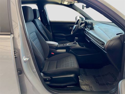 Used 2025 Honda HR-V Sport image 26