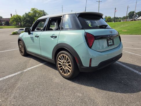 Used 2026 MINI Cooper S FWD image 5