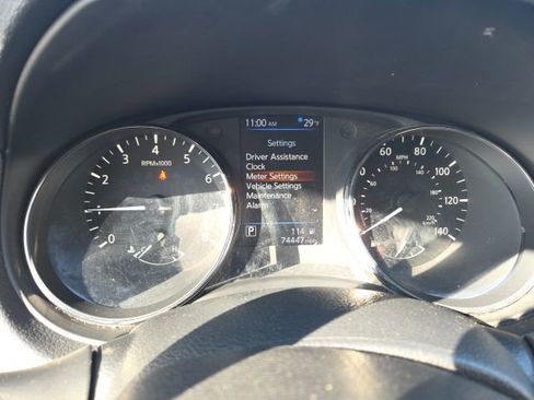 Used 2018 Nissan Rogue S FWD image 16