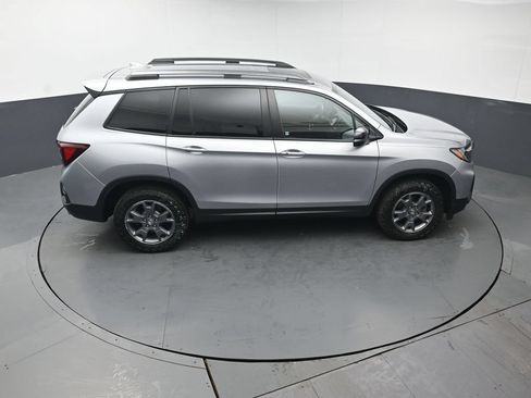 Certified 2024 Honda Passport TrailSport image 43