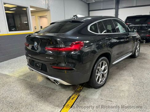 Used 2020 BMW X4 xDrive30i image 3