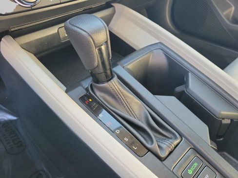 Used 2023 Honda Accord EX image 30