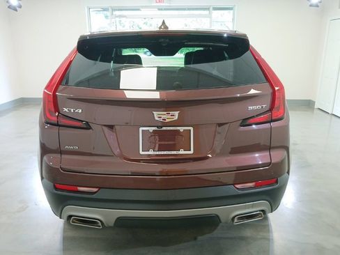 Used 2022 Cadillac XT4 Premium Luxury w/ Technology Package AWD/4WD image 13
